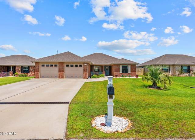 Property at 4724 Bylsma Cir, Panama City, FL 32404, 4 beds, 2 baths
