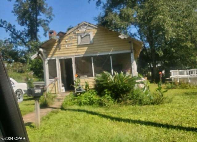Property at 4396 Pearl St, Marianna, FL 32448, 2 beds, 1 bath
