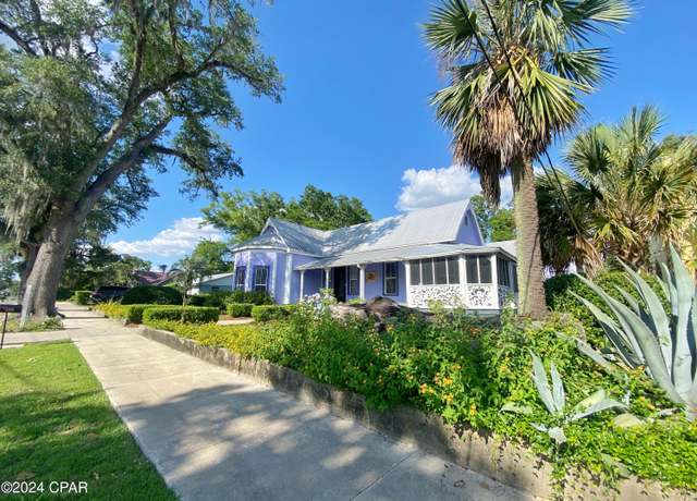 Property at 2916 Russ St, Marianna, FL 32446, 3 beds, 2 baths