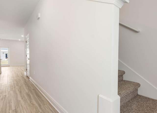 Property at 168 Palmeras Marinas Ln, Panama City Beach, FL 32407, 3 beds, 2.5 baths
