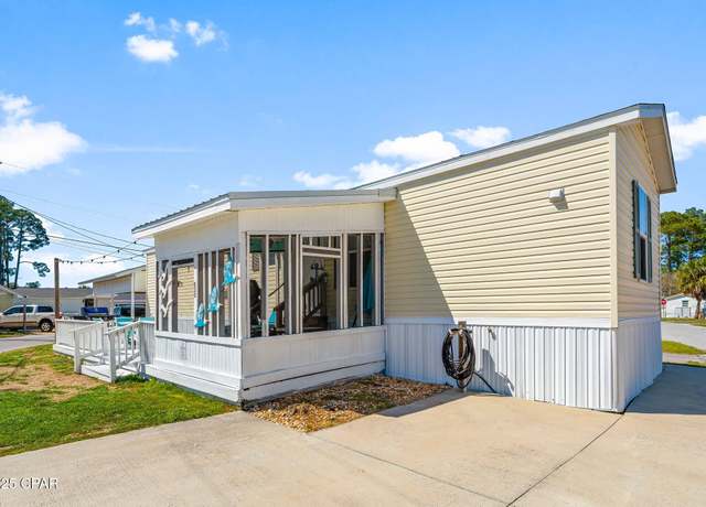 Property at 830 Linda Ln, Panama City Beach, FL 32407, 2 beds, 1.5 baths