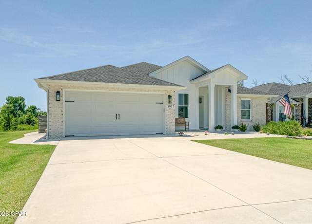 Property at 3917 Sandpine Way, Panama City, FL 32404, 4 beds, 2 baths