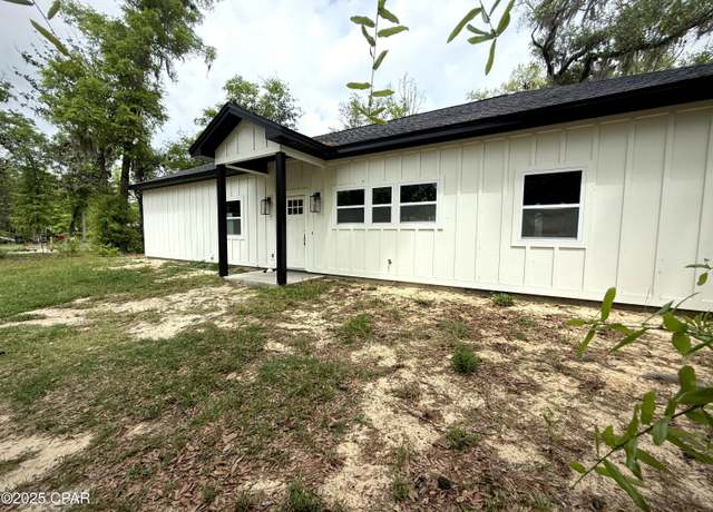Property at 3034 Paradise Lakes Rd, Chipley, FL 32428, 3 beds, 2 baths