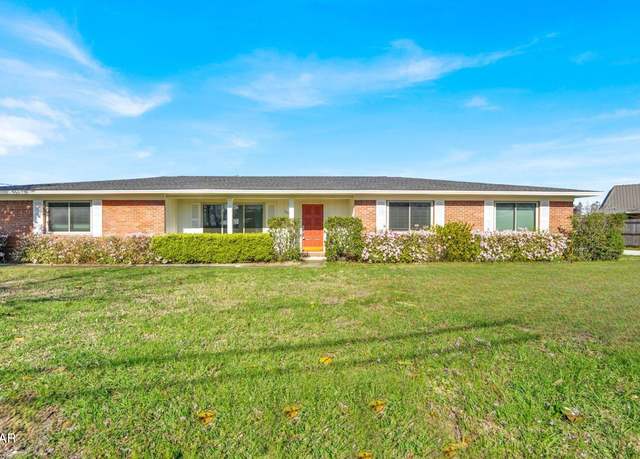 Property at 3337 Jenks Ave, Panama City, FL 32405, 3 beds, 2 baths