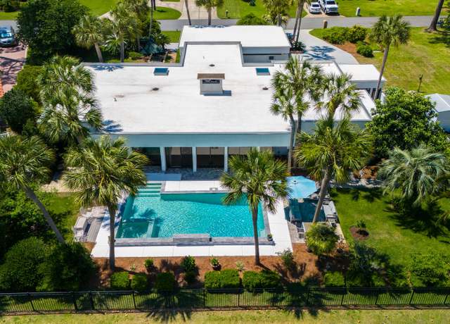 Property at 332 Eagle Dr, Panama City Beach, FL 32407, 3 beds, 3 baths