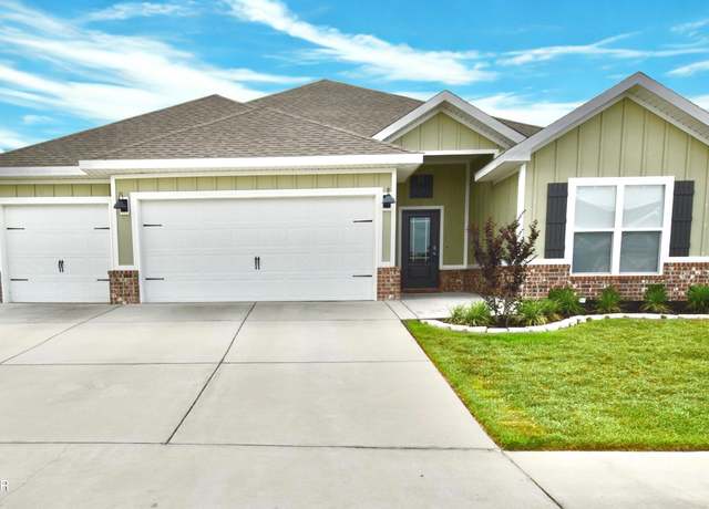 Property at 4745 Rosemary St, Panama City, FL 32404, 4 beds, 3 baths