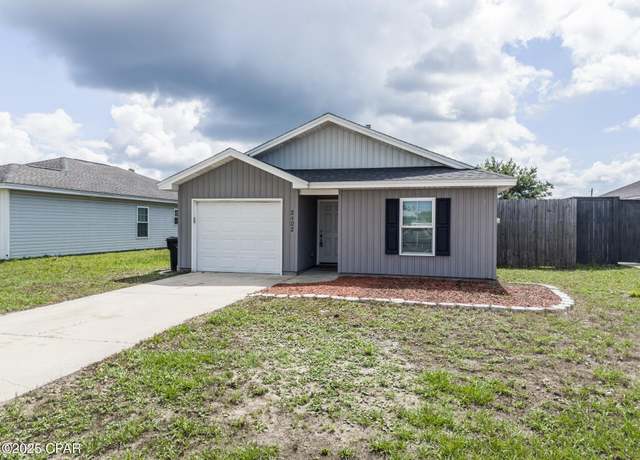 Property at 2402 Quiet Oaks Dr, Panama City, FL 32405, 3 beds, 2 baths