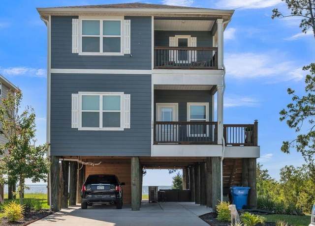 Property at 100 Carriage Rd, Panama City, FL 32404, 4 beds, 3.5 baths