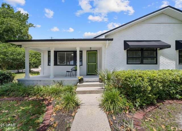 Property at 301 Bunkers Cove Rd, Panama City, FL 32401, 3 beds, 2 baths