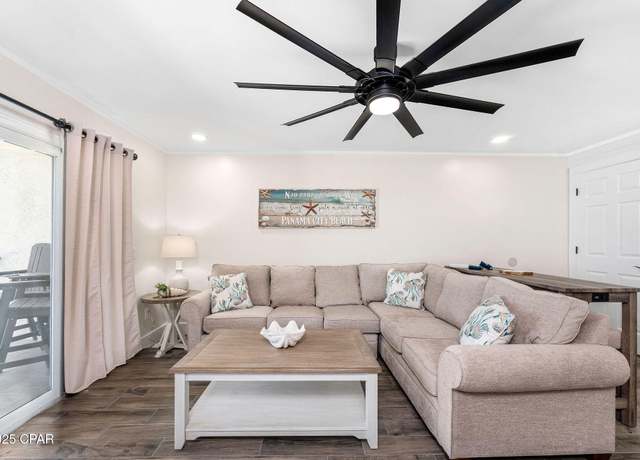 Property at 8743 Thomas Dr #1109, Panama City, FL 32408, 1 bed, 1.5 baths