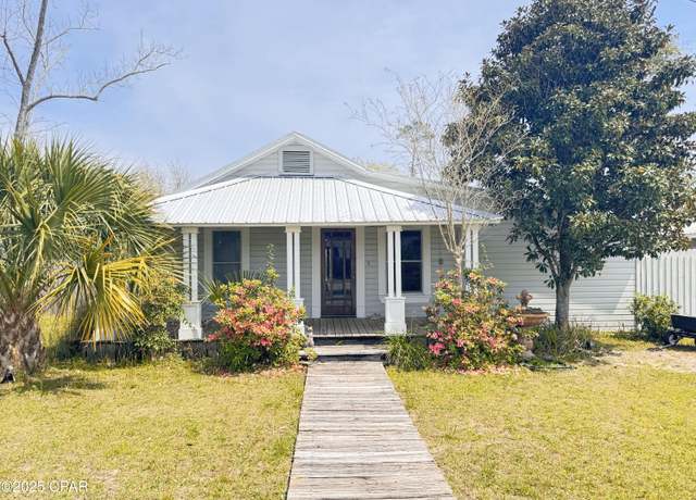 Property at 919 Mississippi Ave, Lynn Haven, FL 32444, 4 beds, 1.5 baths