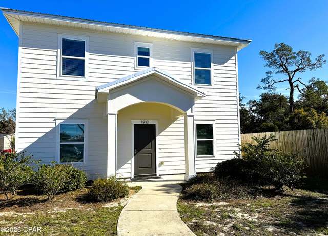 Property at 1910 Coach Scovel Way, Panama City, FL 32405, 4 beds, 3 baths