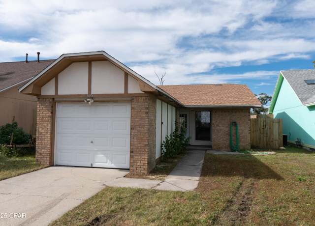 Property at 2525 Michigan Ct, Panama City, FL 32405, 2 beds, 2 baths