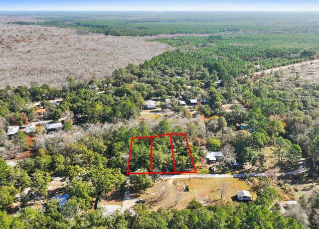 Property at 244 Walton St Unit A-C, Vernon, FL 32462