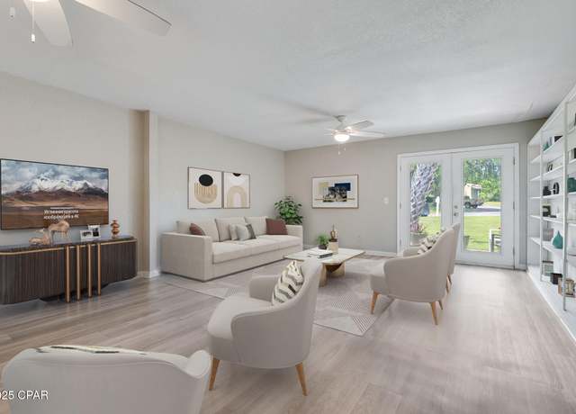 Property at 1025 W 19th St Unit 15D, Panama City, FL 32405, 3 beds, 2 baths