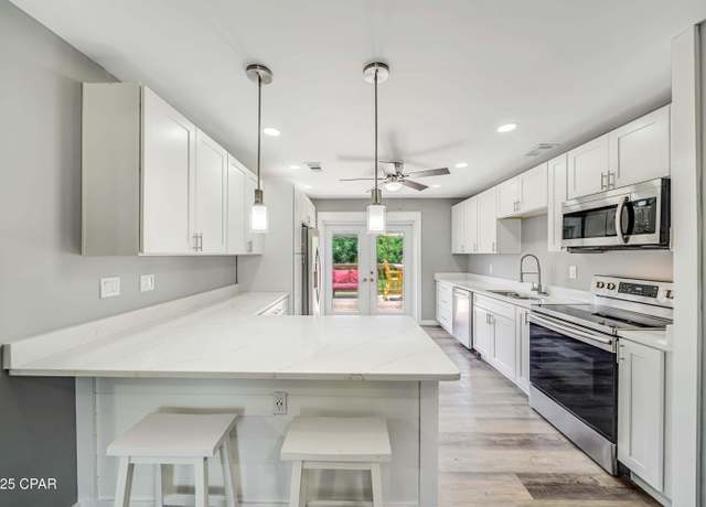 Property at 2109 W Norwood Dr, Panama City, FL 32405, 3 beds, 2.5 baths