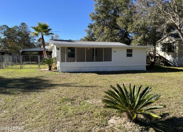 Property at 239 S Deer Avenue Ave, Wewahitchka, FL 32465, 2 beds, 1 bath