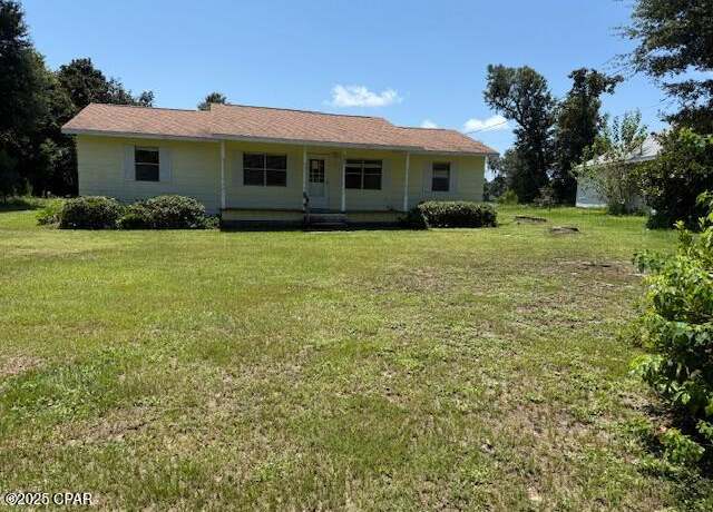 Property at 125 Bayou Dr, Panama City, FL 32401, 3 beds, 2 baths