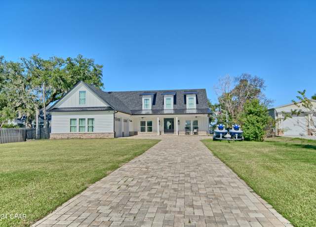 Property at 700 E 2nd St, Lynn Haven, FL 32444, 4 beds, 3.5 baths