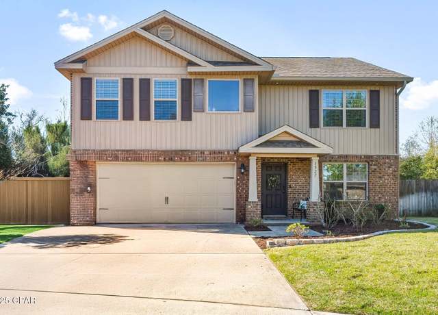 Property at 1527 Wateroak Dr, Lynn Haven, FL 32444, 5 beds, 3 baths