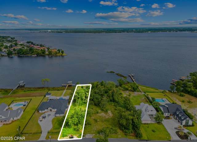 Property at 521 N Bay Dr, Lynn Haven, FL 32444