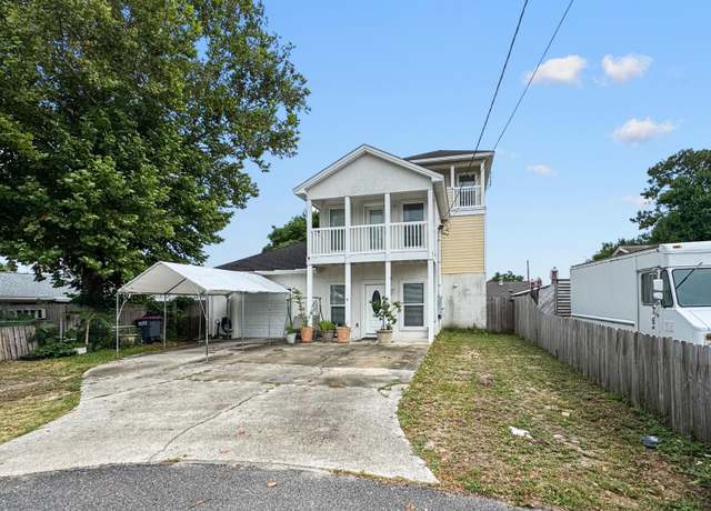 Property at 506 W Gulf Ct, Panama City Beach, FL 32413, 4 beds, 3 baths