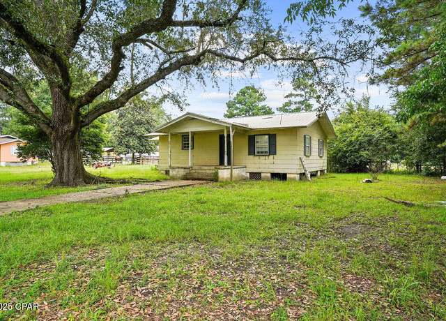 Property at 719 E Nebraska Ave, Bonifay, FL 32425, 2 beds, 1 bath