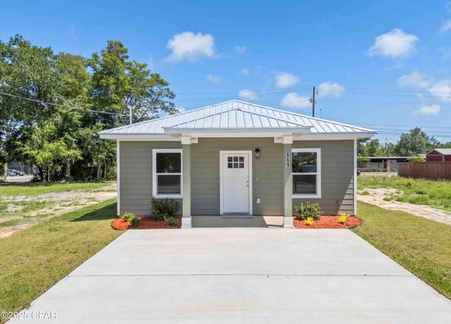 Property at 809 E 10th Ct, Panama City, FL 32401, 4 beds, 2 baths