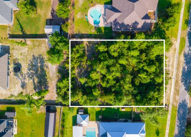 Property at 154 Lake Merial Blvd, Southport, FL 32409