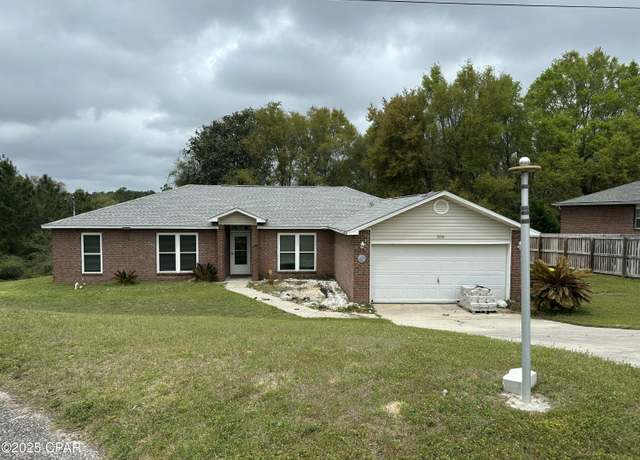 Property at 336 Egan Dr, Crestview, FL 32536, 4 beds, 2 baths