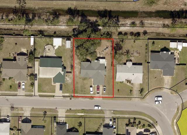 Property at 6829 Forsythe Dr, Panama City, FL 32404, 3 beds, 2 baths