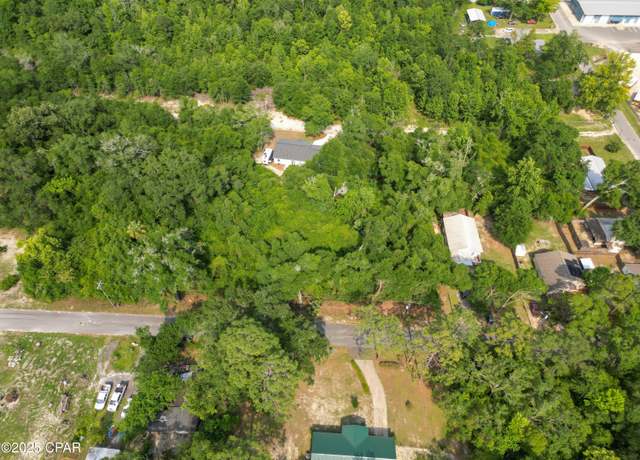 Property at 631 Pear St, Chipley, FL 32428