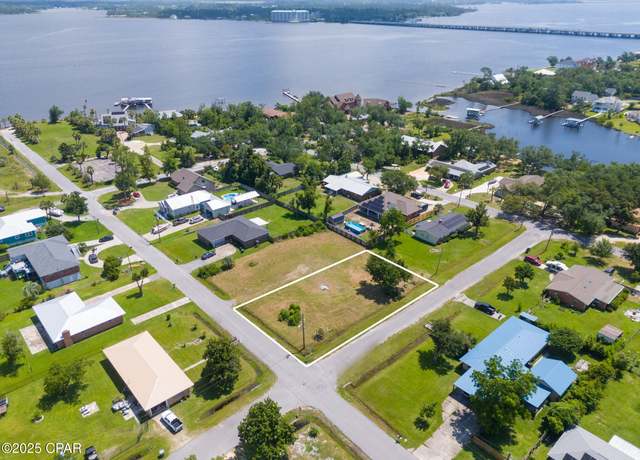 Property at 115 Carolina Ave, Lynn Haven, FL 32444
