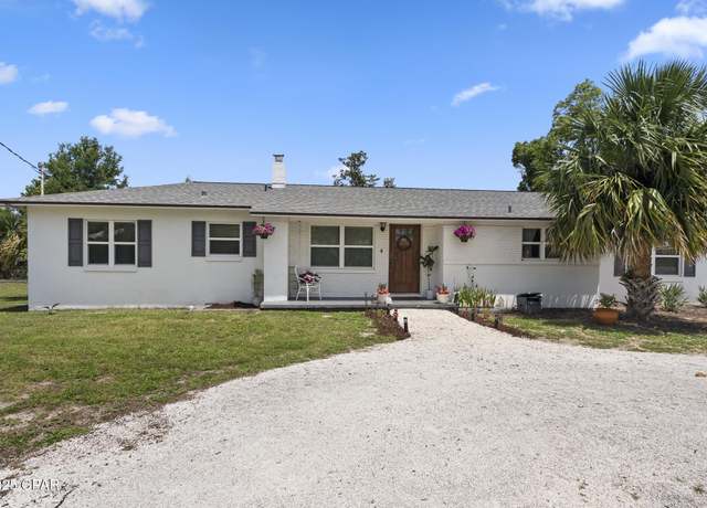Property at 905 E 2nd Plz, Panama City, FL 32401, 4 beds, 2 baths