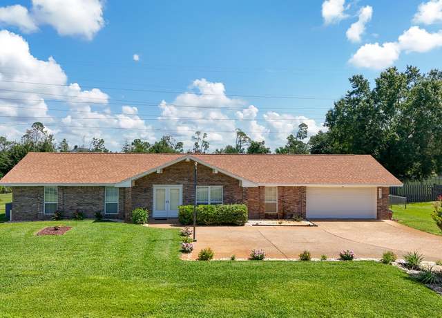 Property at 4320 N Northshore Rd, Lynn Haven, FL 32444, 3 beds, 2 baths