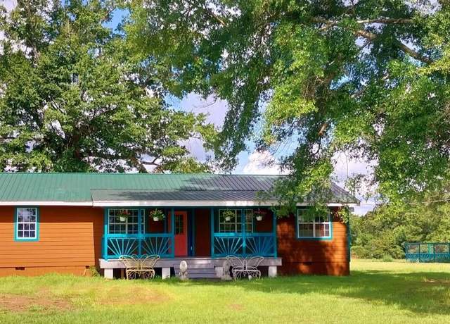 Property at 2618 Hard Labor Rd, Chipley, FL 32428, 2 beds, 1 bath