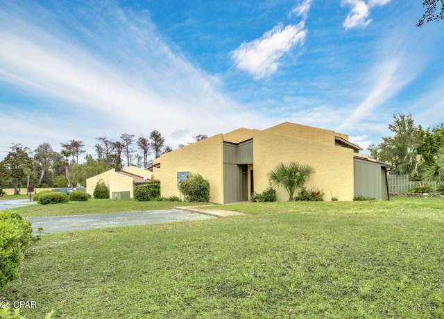 Property at 1025 W 19th St Unit 8D, Panama City, FL 32405, 3 beds, 2 baths