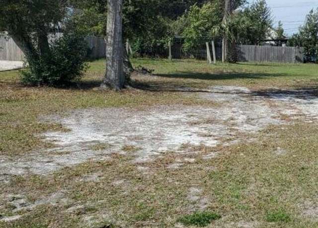 Property at 229 Maine Ave, Panama City, FL 32401
