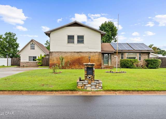 Property at 1520 Belmont Blvd, Lynn Haven, FL 32444, 4 beds, 3.5 baths
