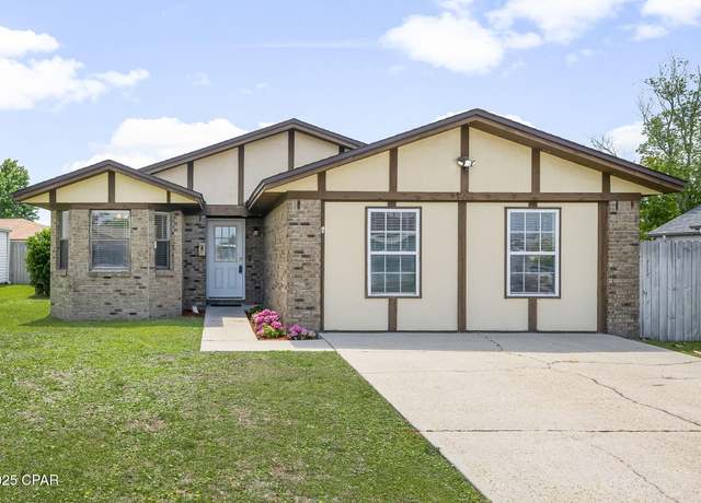 Property at 721 J J Dr, Panama City, FL 32404, 3 beds, 2 baths