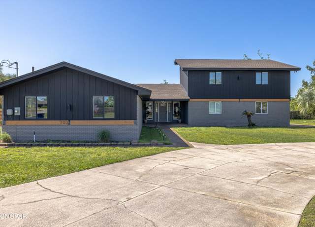 Property at 703 Huntingdon Rd, Panama City, FL 32405, 5 beds, 3.5 baths