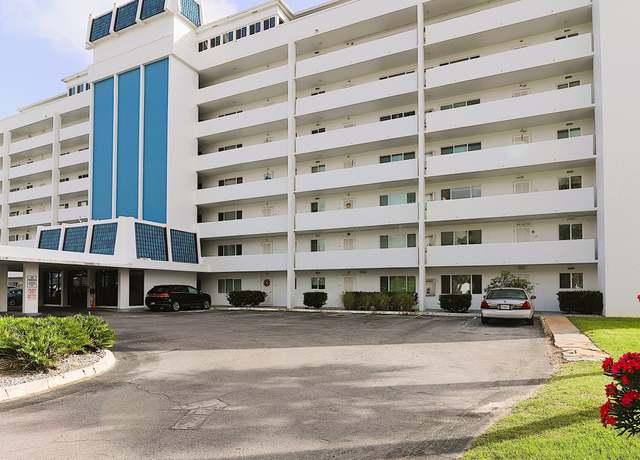 Property at 100 Cherry St #405, Panama City, FL 32401, 1 bed, 1 bath