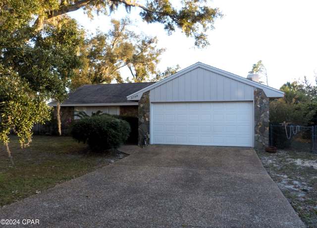 Property at 3708 Shoreline Cir, Panama City, FL 32405, 3 beds, 2 baths