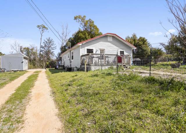 Property at 138 Springfield Ave, Panama City, FL 32401, 3 beds, 2 baths