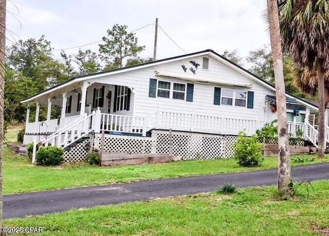 Property at 2686 Mona Ln, Alford, FL 32420, 3 beds, 2 baths