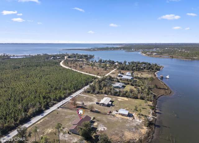 Property at 1434 Primrose Ln, Panama City, FL 32404, 4 beds, 2 baths