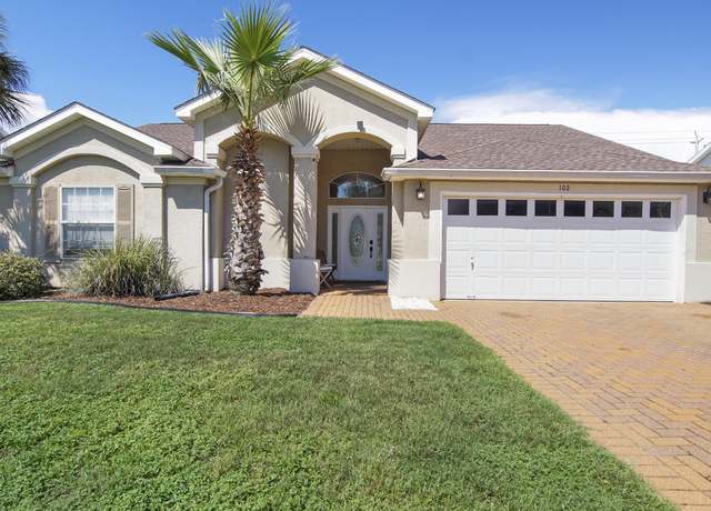 Property at 102 Summerwood Dr, Panama City Beach, FL 32413, 4 beds, 2.5 baths