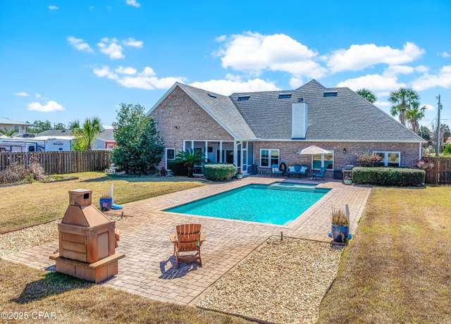 Property at 62 1st St, Mexico Beach, FL 32456, 4 beds, 3 baths