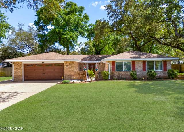 Property at 149 Raintree Blvd, Niceville, FL 32578, 4 beds, 2 baths