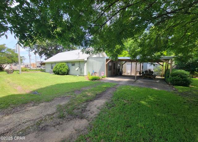 Property at 5288 Alabama St, Graceville, FL 32440, 2 beds, 1 bath